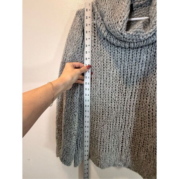Stile Benetton Mohair Wool Blend Chunky Knit Cowl Neck Lightweight Sweater M - Picture 7 of 10